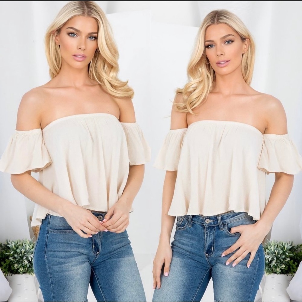 Off shoulder women’s summer crop top